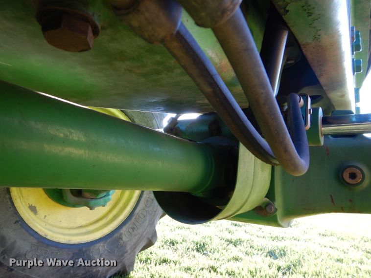 image for item DI8337 2004 John Deere 6715  MFWD tractor