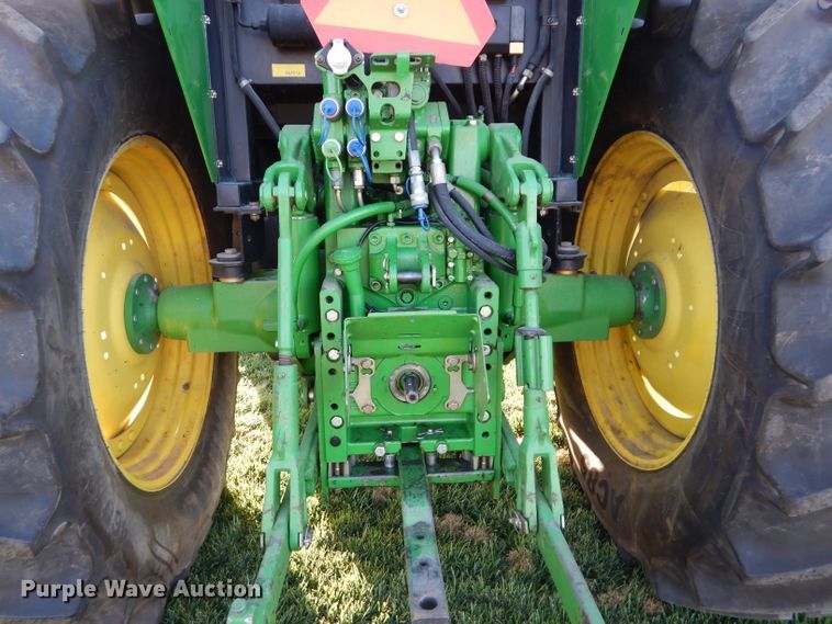 image for item DI8337 2004 John Deere 6715  MFWD tractor