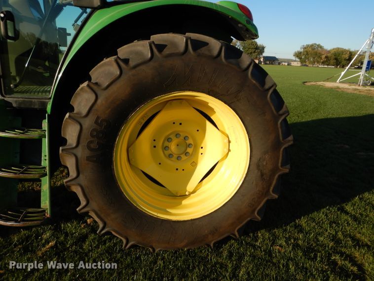 image for item DI8337 2004 John Deere 6715  MFWD tractor