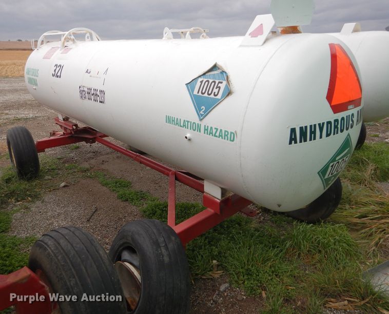image for item DI8355 Anhydrous ammonia tank
