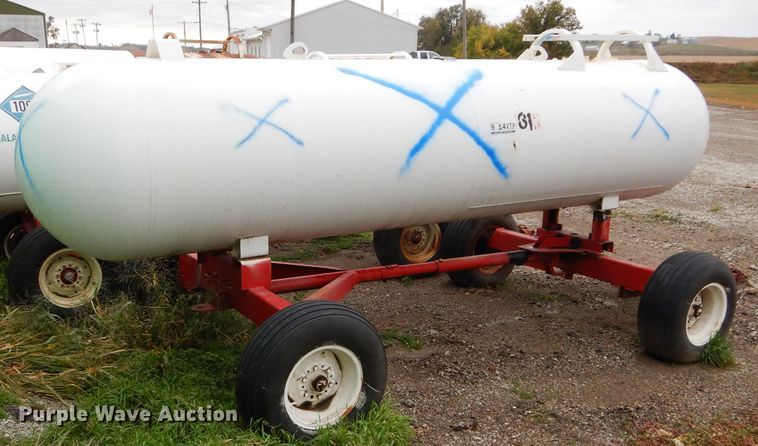image for item DI8356 Anhydrous ammonia tank