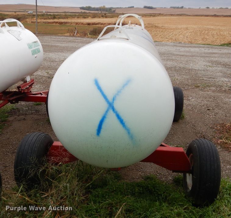 image for item DI8356 Anhydrous ammonia tank