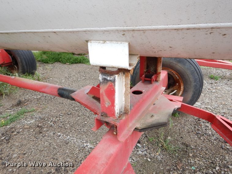 image for item DI8356 Anhydrous ammonia tank