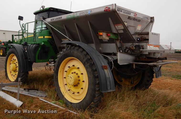 image for item DI8358 2014 John Deere 4940  applicator