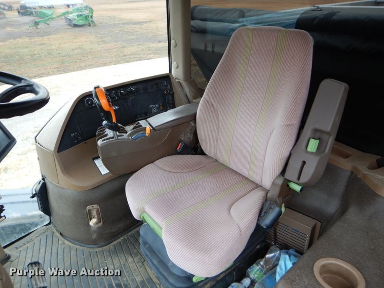 image for item DI8358 2014 John Deere 4940  applicator