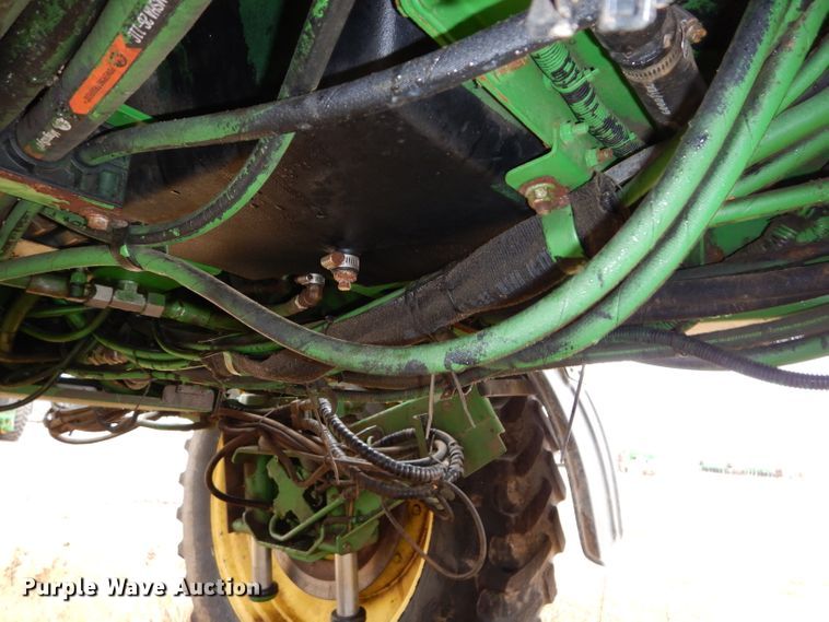 image for item DI8358 2014 John Deere 4940  applicator