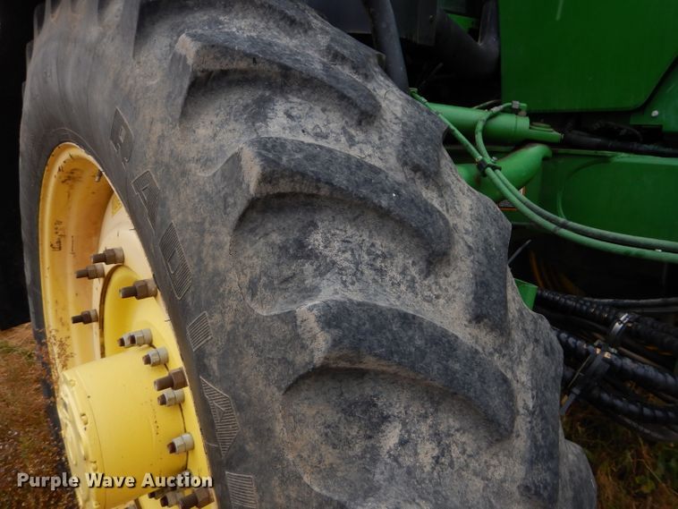 image for item DI8358 2014 John Deere 4940  applicator