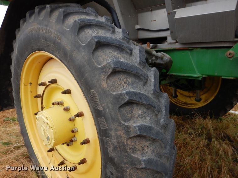 image for item DI8358 2014 John Deere 4940  applicator