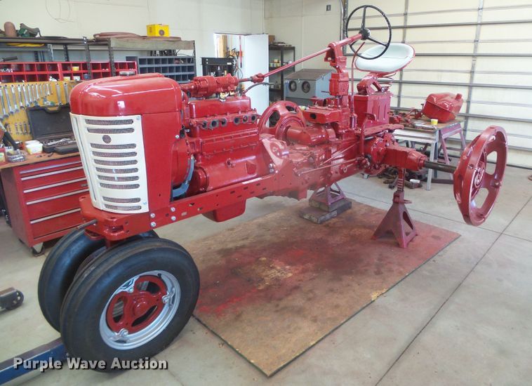 image for item EK9750 1957 International Farmall 350  tractor