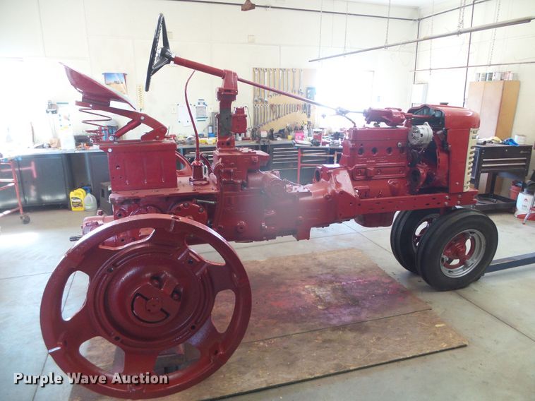 image for item EK9750 1957 International Farmall 350  tractor