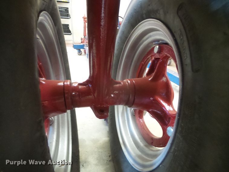 image for item EK9750 1957 International Farmall 350  tractor