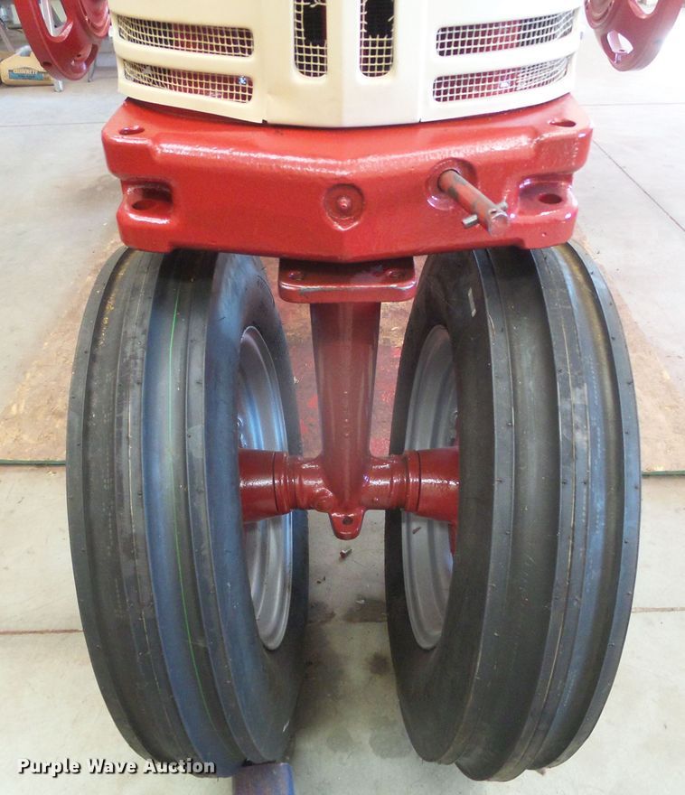 image for item EK9750 1957 International Farmall 350  tractor