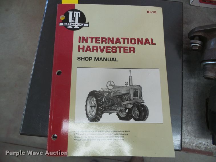 image for item EK9750 1957 International Farmall 350  tractor