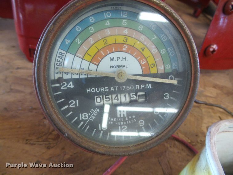 image for item EK9750 1957 International Farmall 350  tractor