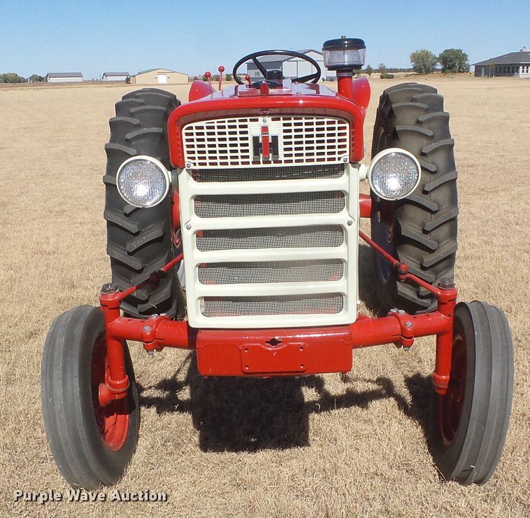 image for item EK9751 1958 International 460 Hi-Utility  tractor