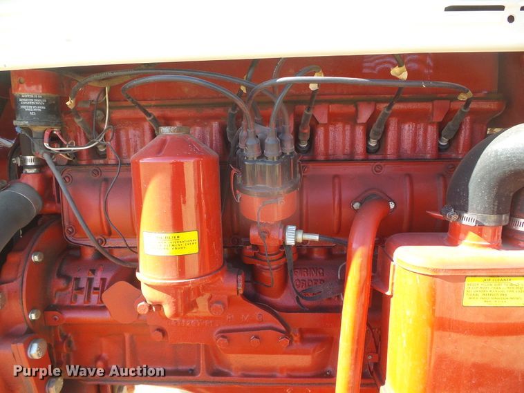 image for item EK9751 1958 International 460 Hi-Utility  tractor