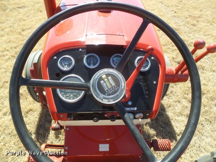 image for item EK9751 1958 International 460 Hi-Utility  tractor