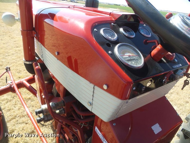 image for item EK9751 1958 International 460 Hi-Utility  tractor