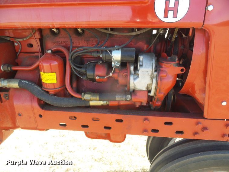 image for item EK9752 1953 International Farmall Super H  tractor