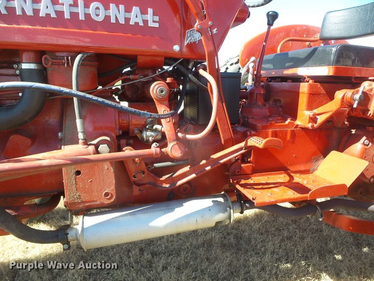 image for item EK9753 1955 International 300 Utility  tractor