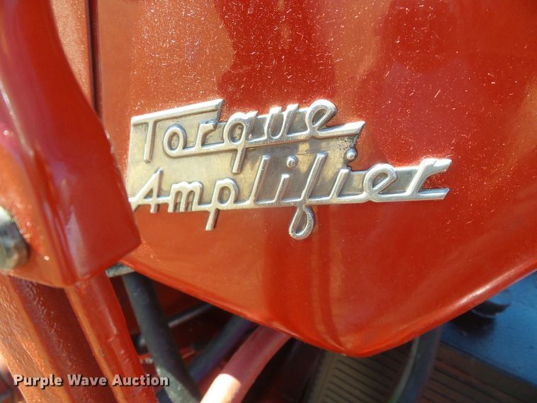 image for item EK9753 1955 International 300 Utility  tractor