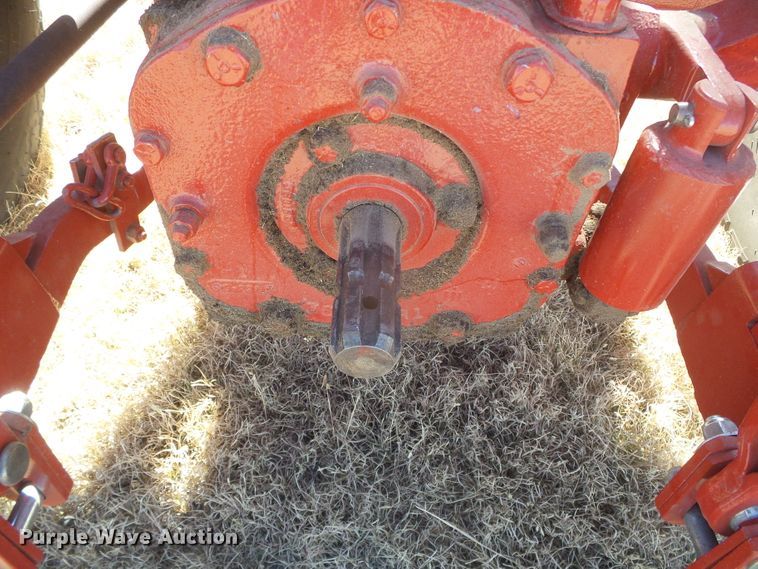 image for item EK9753 1955 International 300 Utility  tractor