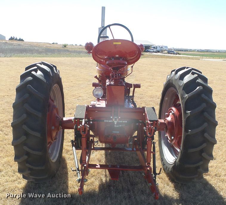image for item EK9756 1953 International Farmall Super M  tractor