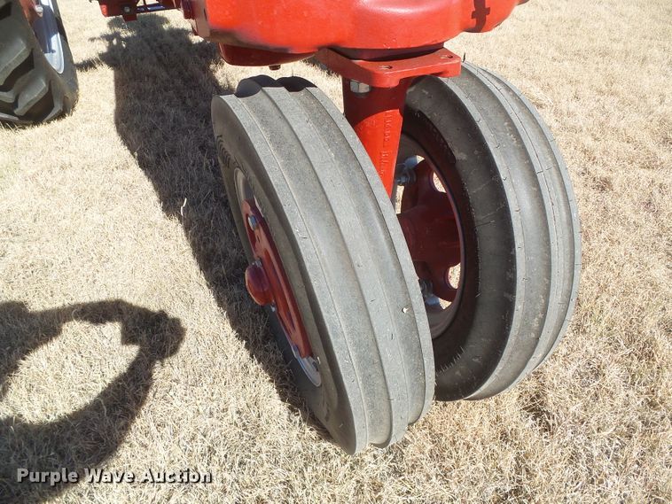 image for item EK9756 1953 International Farmall Super M  tractor