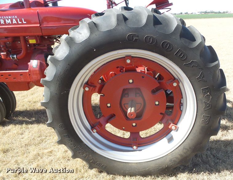 image for item EK9756 1953 International Farmall Super M  tractor