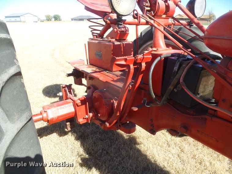 image for item EK9757 1948 International Farmall C  tractor