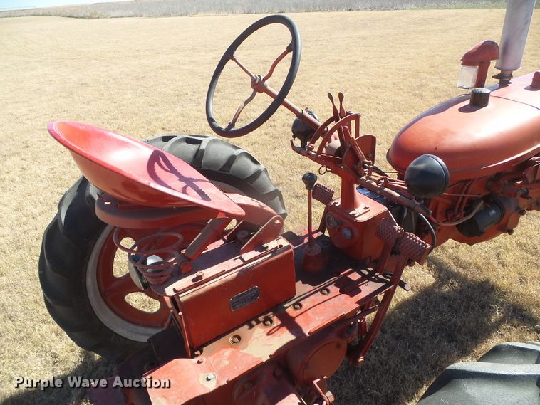 image for item EK9757 1948 International Farmall C  tractor