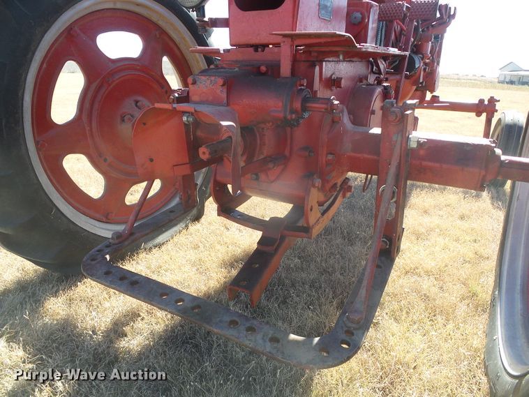 image for item EK9757 1948 International Farmall C  tractor