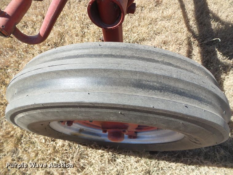 image for item EK9757 1948 International Farmall C  tractor