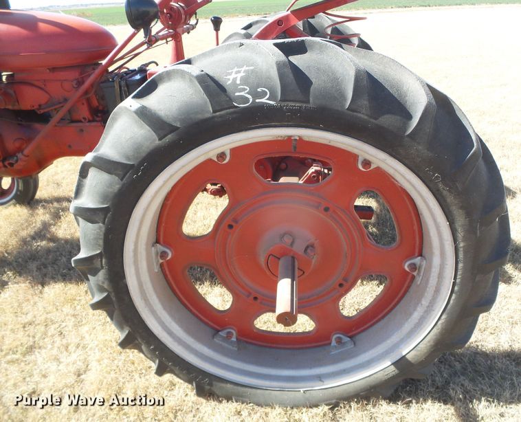 image for item EK9757 1948 International Farmall C  tractor