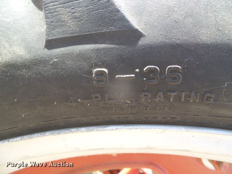 image for item EK9757 1948 International Farmall C  tractor