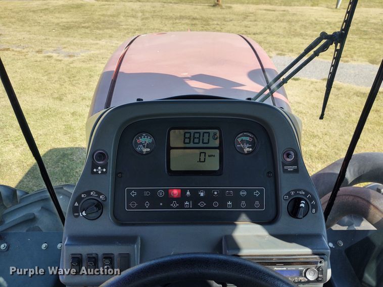 image for item EQ9453 2005 Buhler Versatile 2290  4WD tractor