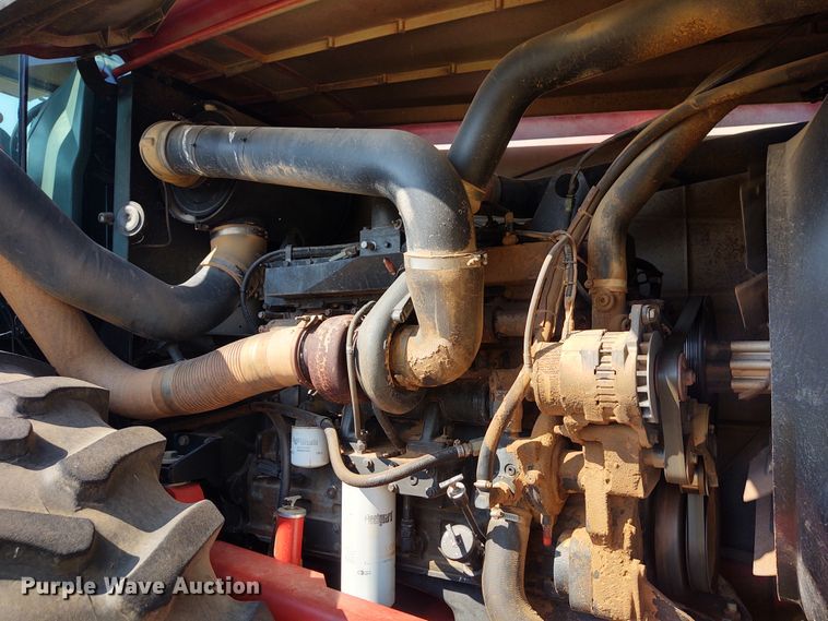 image for item EQ9453 2005 Buhler Versatile 2290  4WD tractor