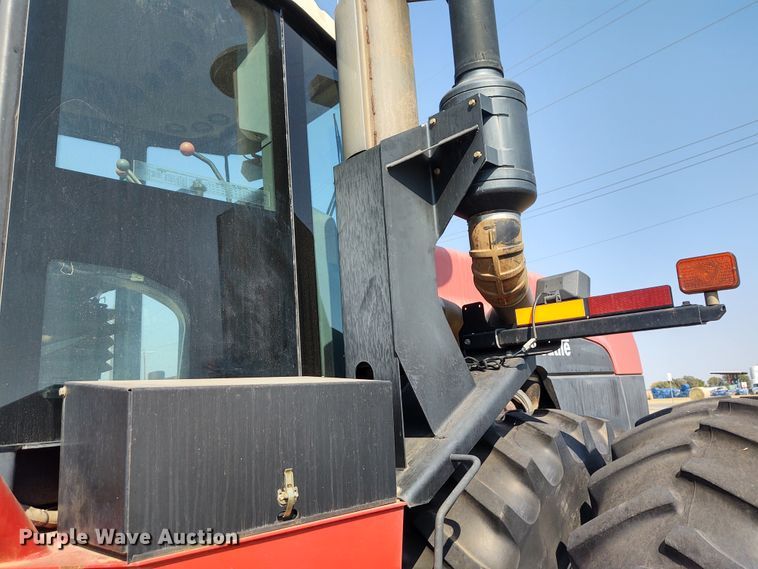 image for item EQ9453 2005 Buhler Versatile 2290  4WD tractor
