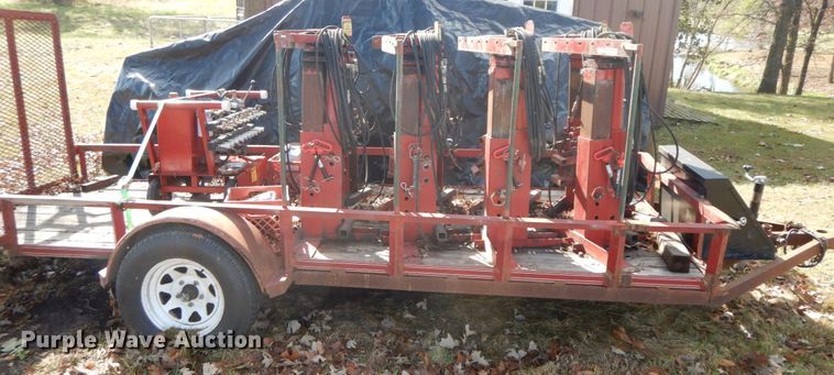 image for item FG9604 (8) Bainter grain bin jacks