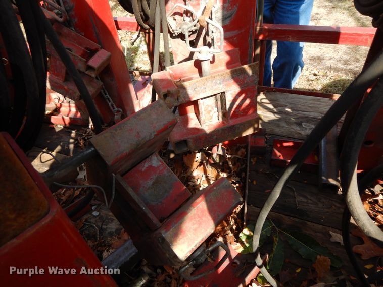 image for item FG9604 (8) Bainter grain bin jacks