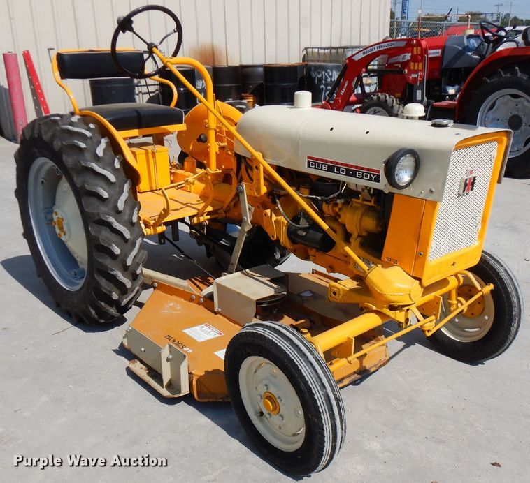 image for item FR9218 1966 International Cub Lo-Boy  tractor