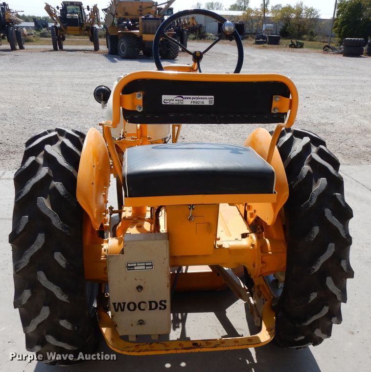 image for item FR9218 1966 International Cub Lo-Boy  tractor