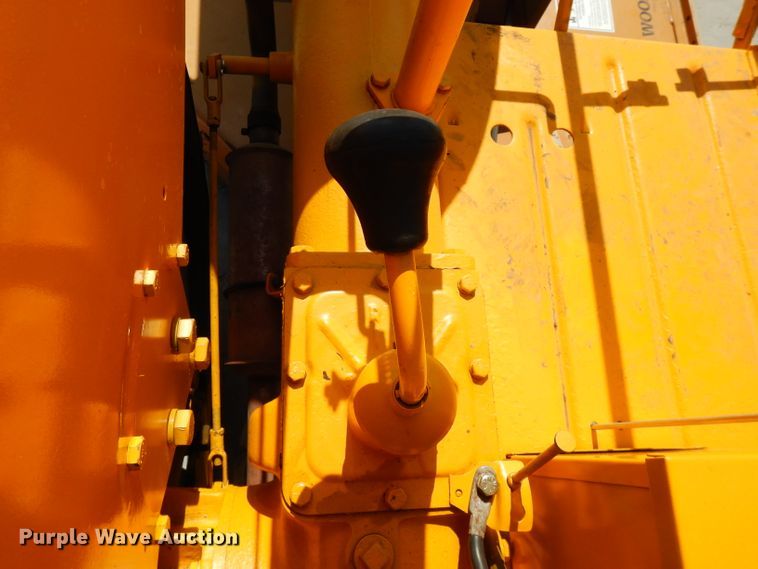 image for item FR9218 1966 International Cub Lo-Boy  tractor