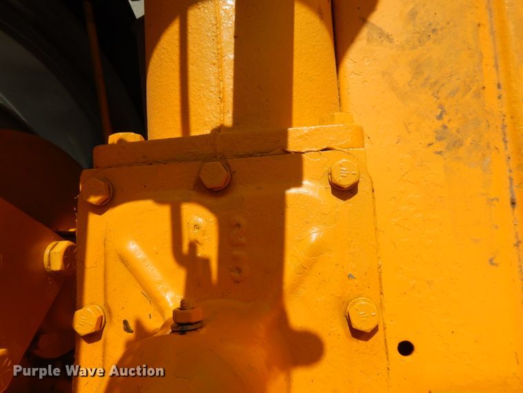 image for item FR9218 1966 International Cub Lo-Boy  tractor