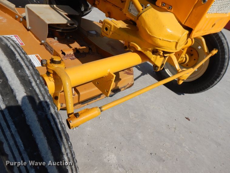 image for item FR9218 1966 International Cub Lo-Boy  tractor