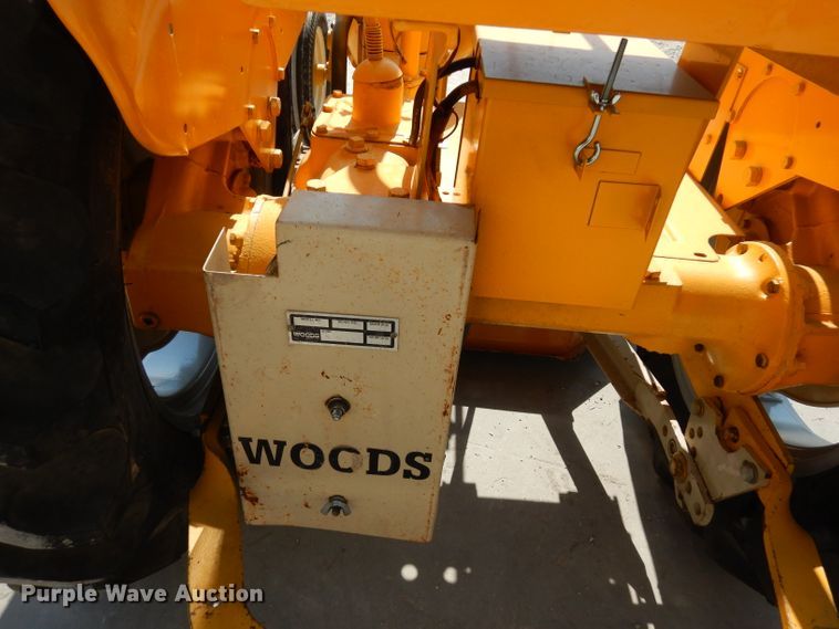 image for item FR9218 1966 International Cub Lo-Boy  tractor