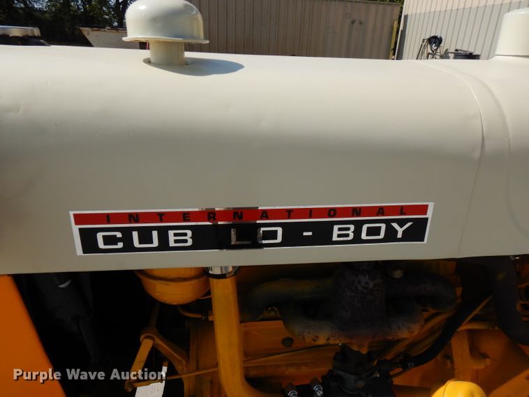 image for item FR9218 1966 International Cub Lo-Boy  tractor