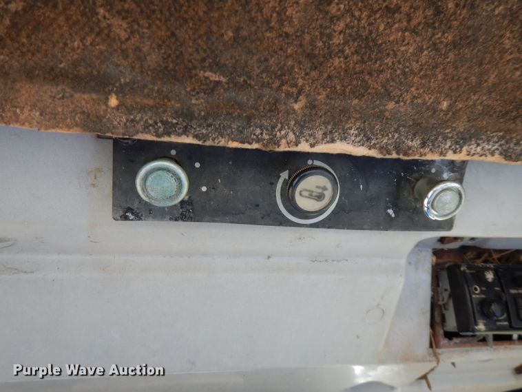 image for item FW9775 Ford 9700  tractor