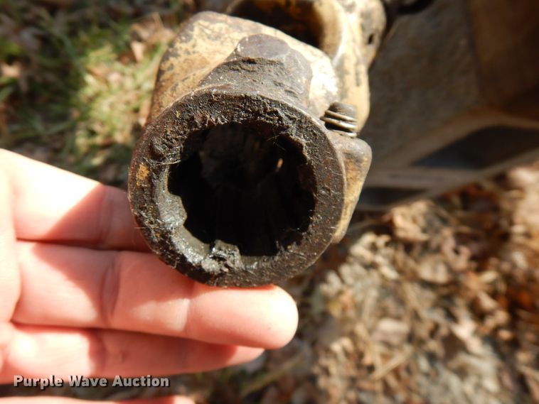 image for item FW9776 1989 Kuhn GMD77HD disc mower