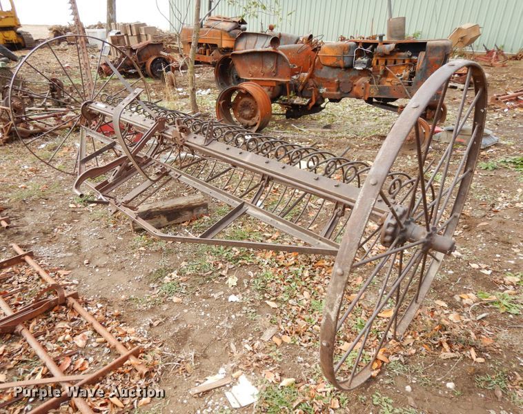 image for item GQ9847 Hay rake